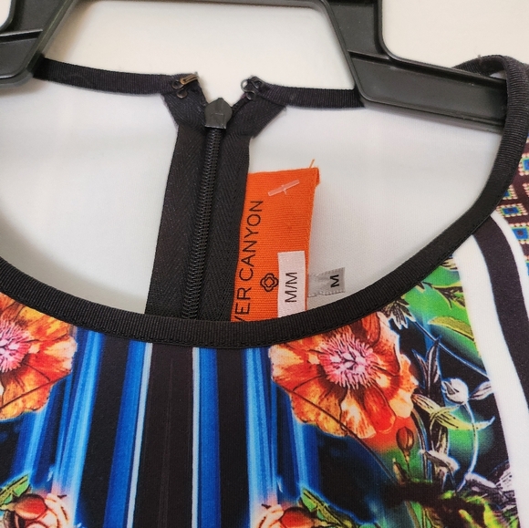 Clover Canyon Winter Solstice Long Sleeve Sheath Dress Size Medium - Picture 6 of 14